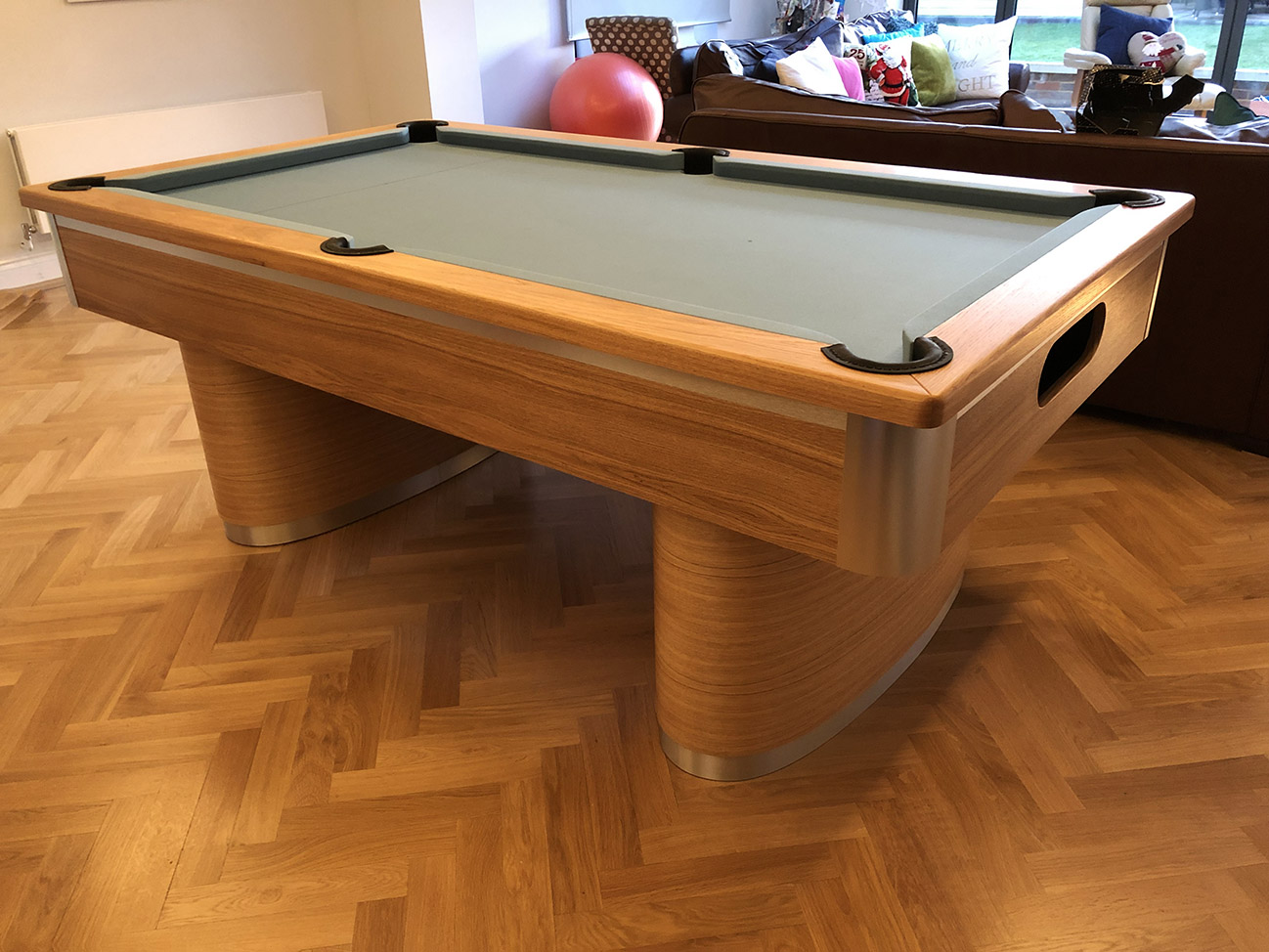 Powder Blue Cloth - Oval Pedestal English Pool Table