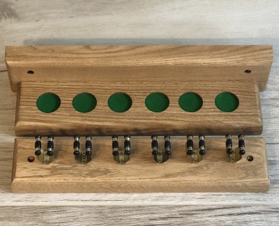 6 Clip Cue Rack