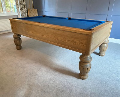 Emperor English Pool Table with Fluted Barrel Legs