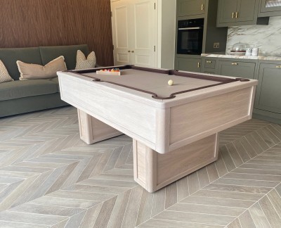 6ft Emperor English Pool Table with pedestal legs