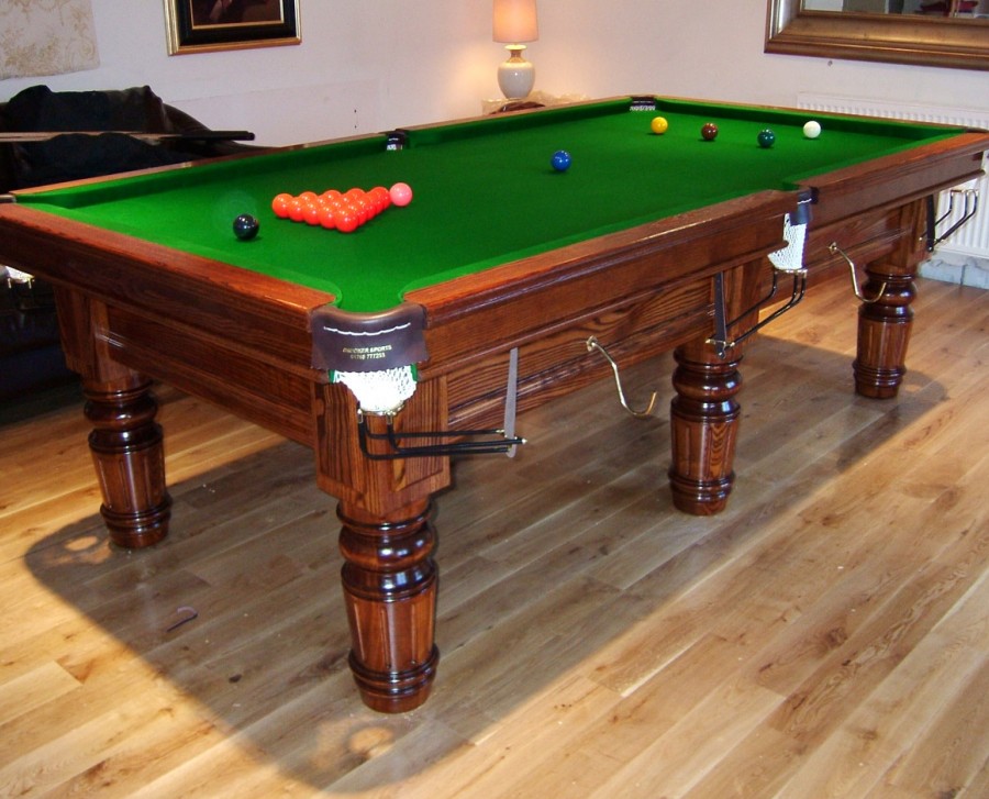 Connoisseur 8' x 4' Snooker Table with Straight Turned/Fluted Legs