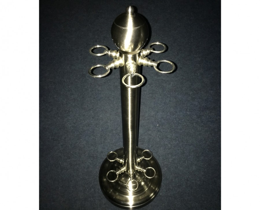 Freestanding Metal Cue Stand