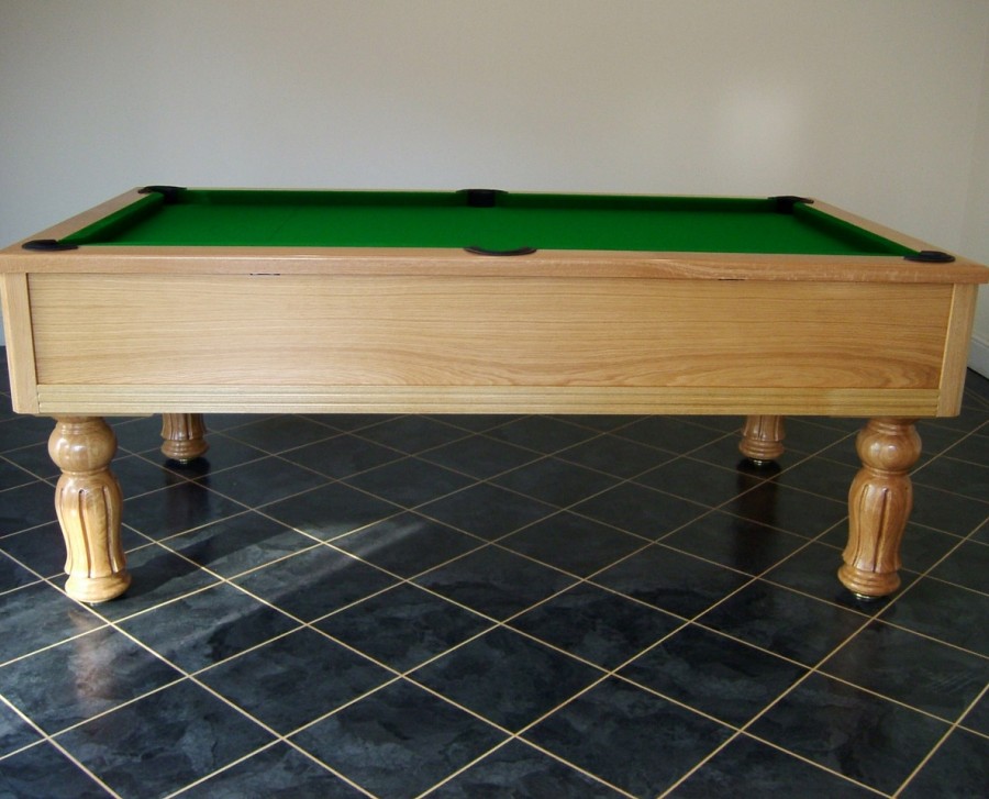 Emperor Traditional English Pool Table with Green Cloth