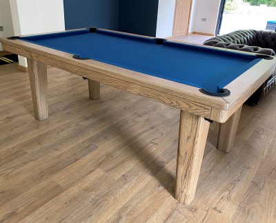 Royal English Pool Table - Tapered Legs