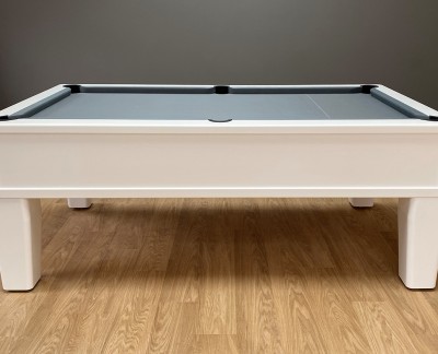 Emperor English Pool Table - Large Tapered Legs