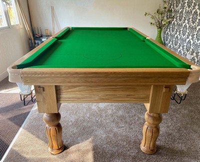 Royal Executive 7' x 3'6" Snooker Table with Tulip Fluted Legs