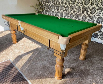 Royal Executive 7' x 3'6" Snooker Table with Tulip Fluted Legs