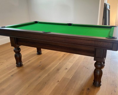 Royal Executive 7ft English Pool Table with Tulip Fluted Legs