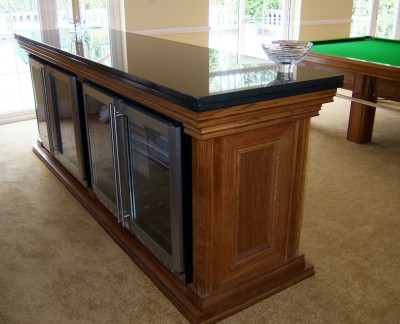 Connoisseur Traditional Bar